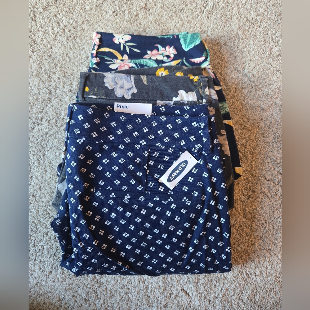 Old Navy Pixie Pants Bundle (3)